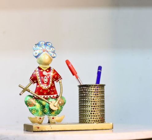 Handcrafted Rajasthani Musician Pen Holder